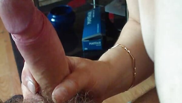 مفلس الأسود nympho لوري Alexia تدرب العضو سكس اجنبي محارم جديد التناسلي النسوي لها الرطب مع لعبة الجنس بحماس